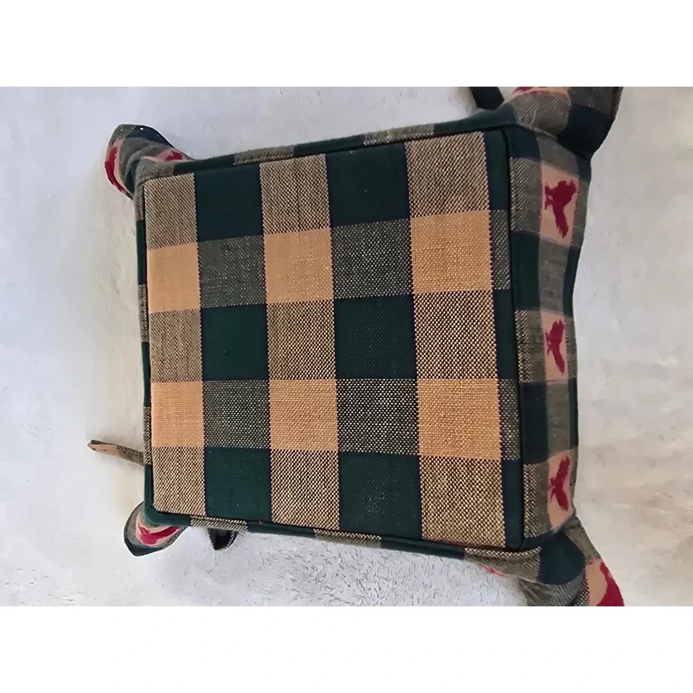Farmhouse Quilted Fabric Bread Basket Buffalo Check Red Rooster Tie Corner
